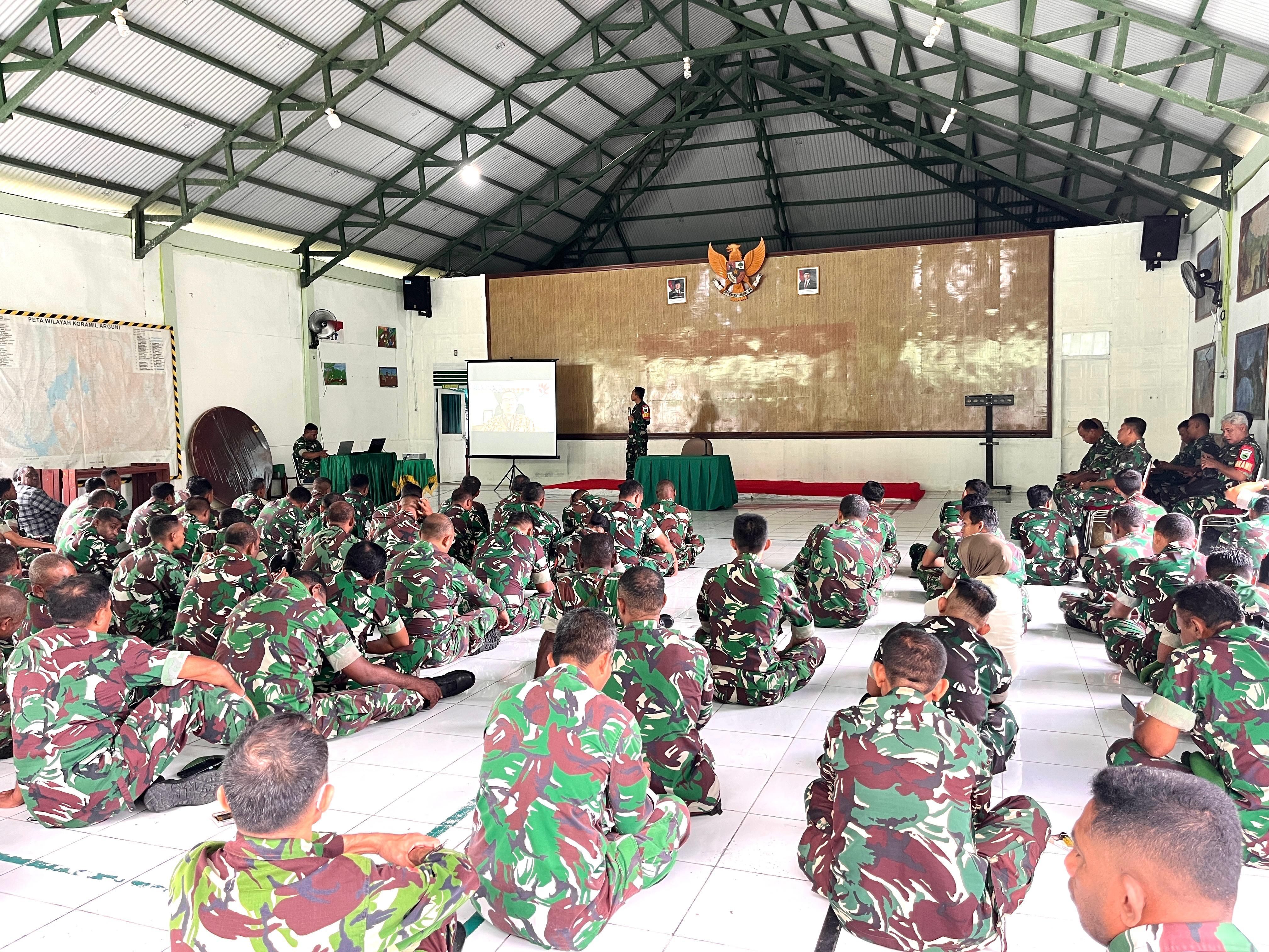 Jam Komandan, Dandim Berikan Pengarahan dan Motivasi Kepada Seluruh Prajurit dan PNS Kodim 1804/Kaimana