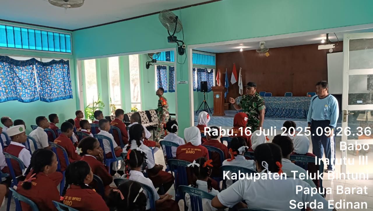 Babinsa Koramil 02 babo  Laksanakan Masa Perkenalan Lingkungan Sekolah bagi Anak Didik Baru