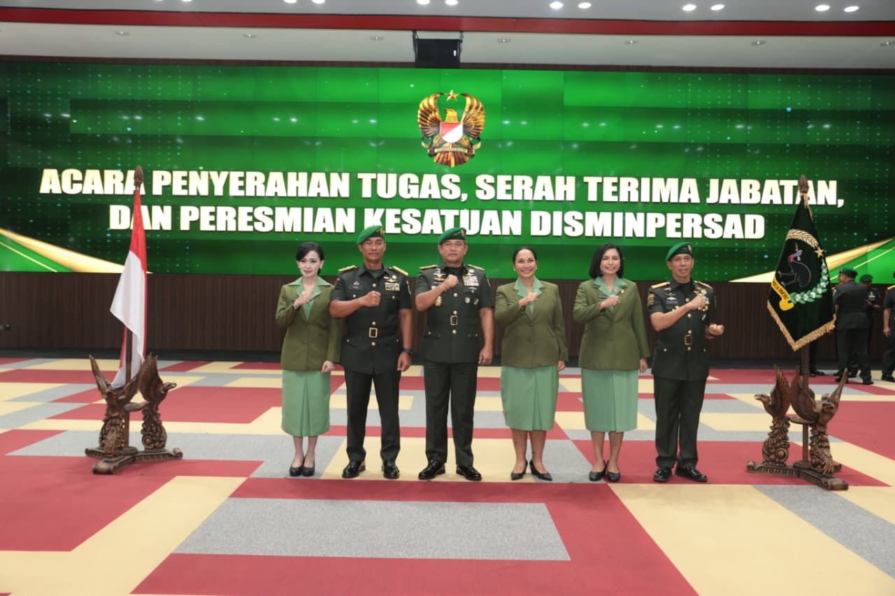 SERAH TERIMA JABATAN KETUA PERSIT KARTIKA CHANDRA KIRANA  DAERAH XVIII/KASUARI