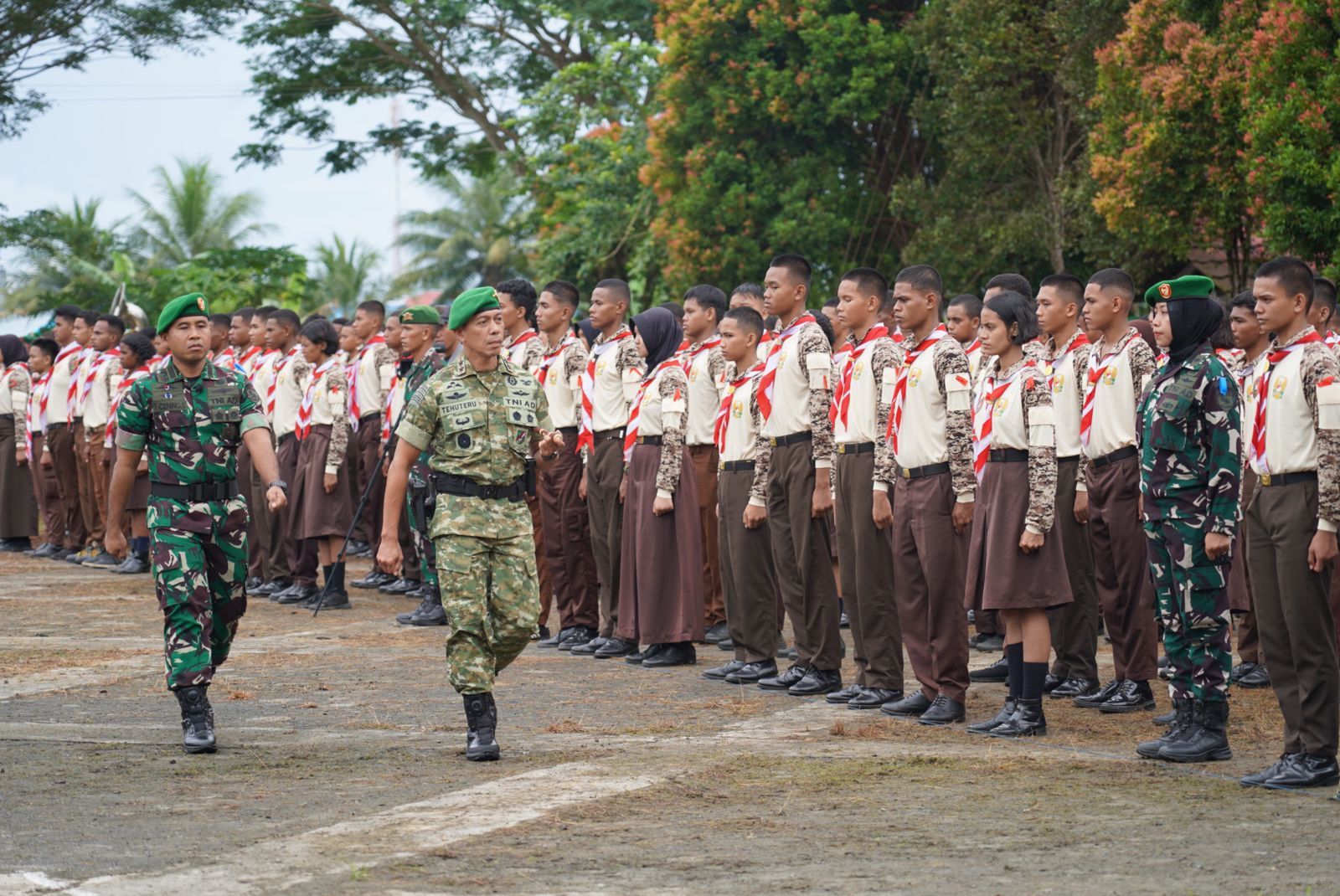 Pangdam Kasuari Dorong Generasi Muda Papua Barat Jadi Pemimpin Cerdas dan Berkarakter Lewat Perkemahan Kadet