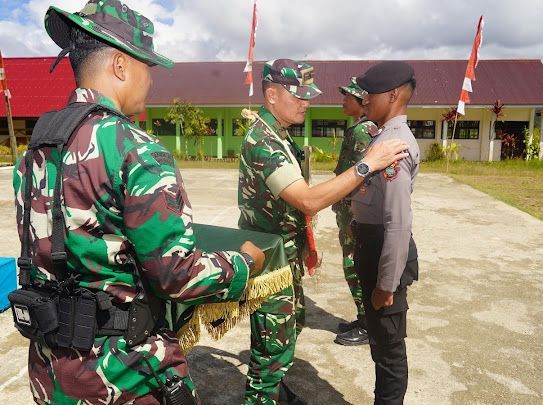 Kodam Kasuari Resmi tutup TMMD ke-126 : Bukti Nyata Kemanunggalan TNI dan Rakyat 