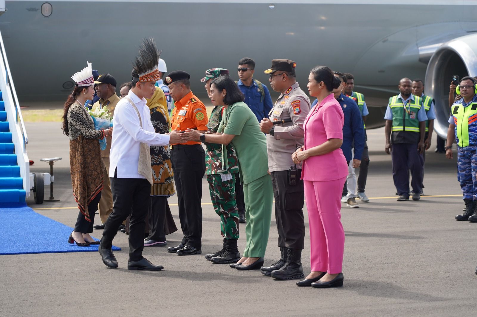 Kunjungan Kerja Wakil Presiden RI bersama Ketua Umum Dekranas di Manokwari