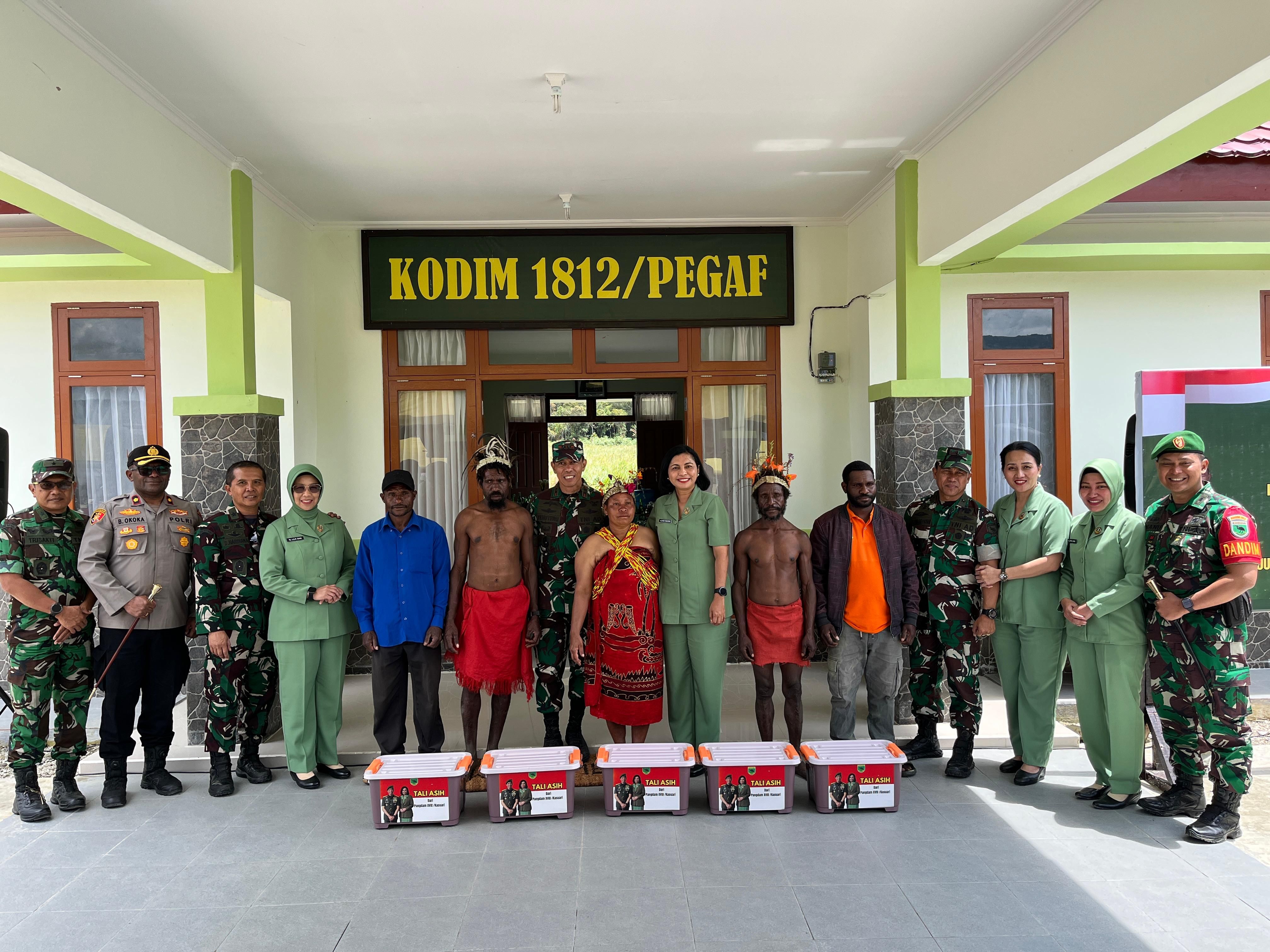 "Langkah Pengabdian Negeri di Atas Awan"