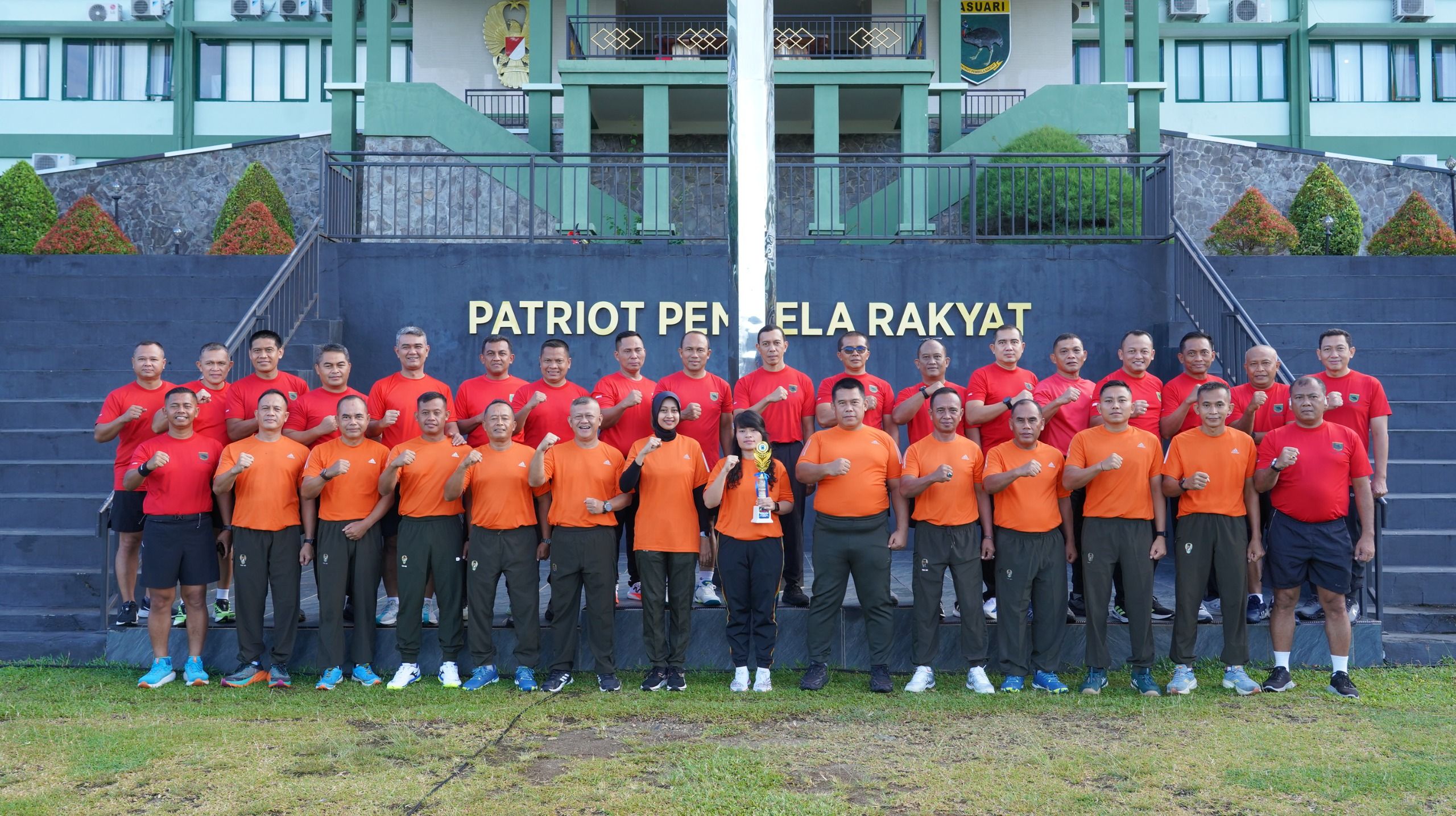 Kontingen Tenis Kodam XVIII/Kasuari Persembahkan Prestasi, Pangdam Apresiasi semangat Juang tim