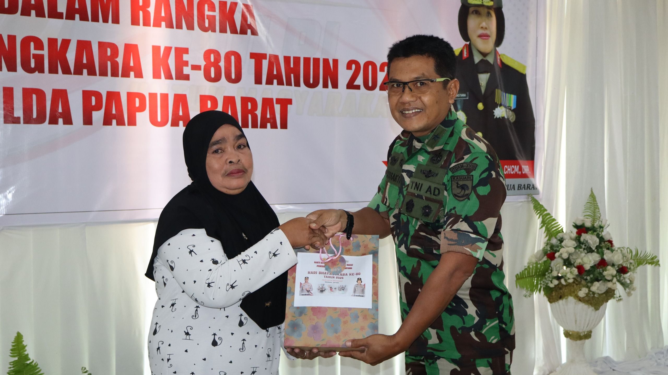 HUT Bhayangkara ke-80: Kodam XVIII/Kasuari Perkokoh Sinergi TNI-Polri dalam Bakti Kesehatan untuk Rakyat