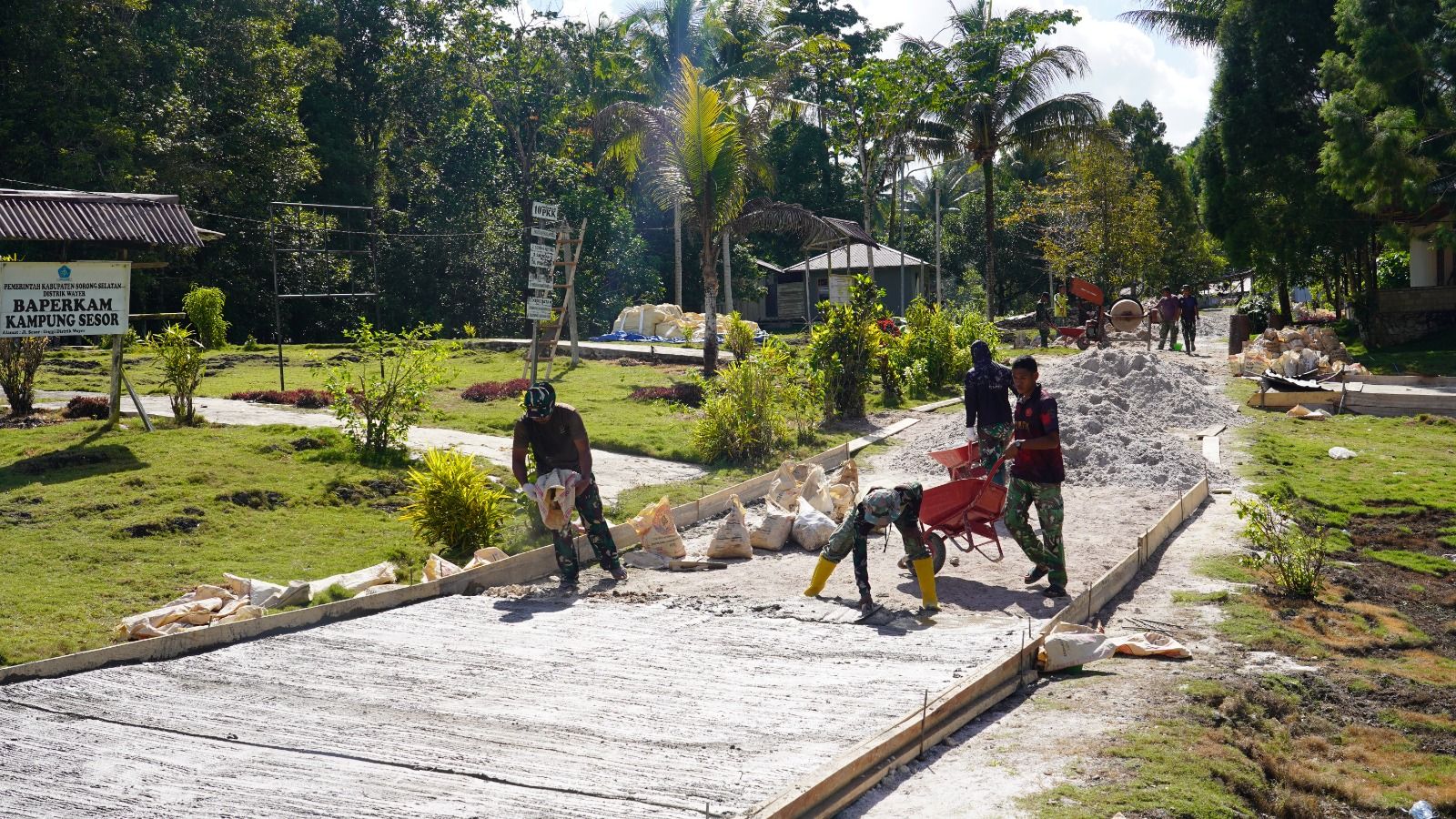 9 Hari TMMD Ke-129 di Kampung Sesor, Pembangunan Melaju Pesat, Semangat Gotong Royong Kian Menguat